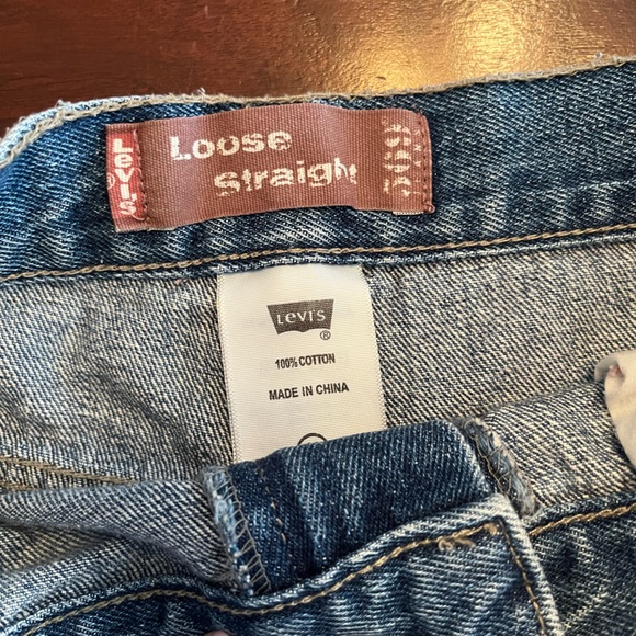Original Levi’s denim shorts - Picture 3 of 3